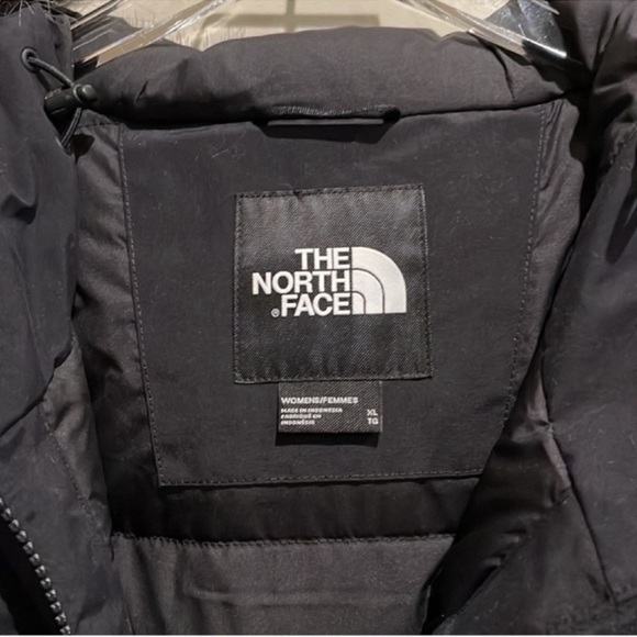 North Face Waterproof 550-Fill-Power Down Parka w Faux Fur XL - Picture 12 of 15